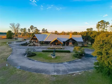 Lot 42 Lakeland Drive Hillister TX 77624