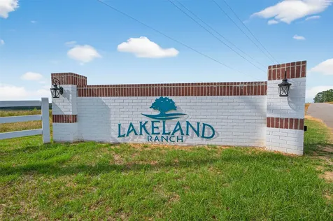 Lot 42 Lakeland Drive Hillister TX 77624