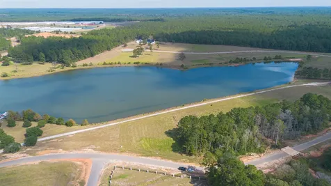 Lot 42 Lakeland Drive Hillister TX 77624