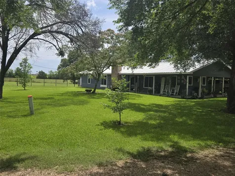 4450 Greenbriar Road Madisonville TX 77864