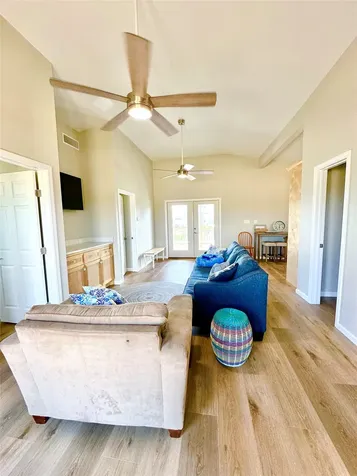 12908 John Reynolds Road Galveston TX 77554