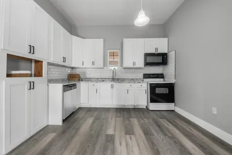 394 Rd 5102 H Cleveland TX 77327