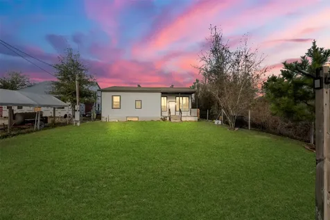 394 Rd 5102 H Cleveland TX 77327