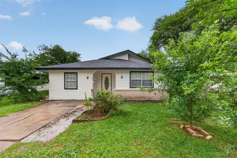 907 S 3rd Street La Porte TX 77571