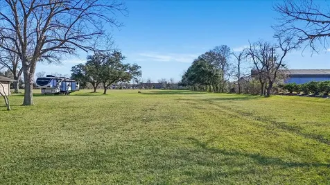 2829 Harkey Road Pearland TX 77584