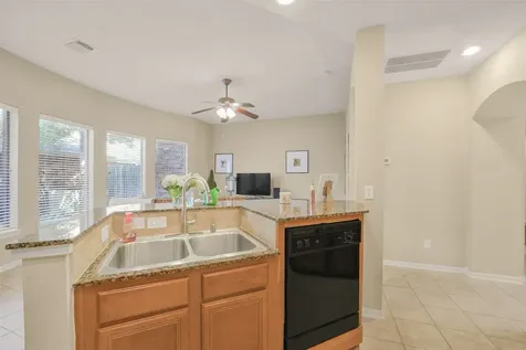 17707 Skyline Arbor Houston TX 77094