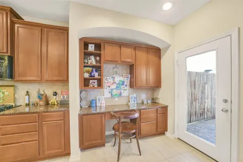 17707 Skyline Arbor Houston TX 77094