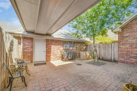 17707 Skyline Arbor Houston TX 77094