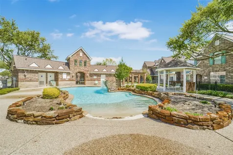 17707 Skyline Arbor Houston TX 77094
