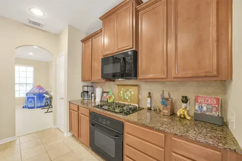 17707 Skyline Arbor Houston TX 77094