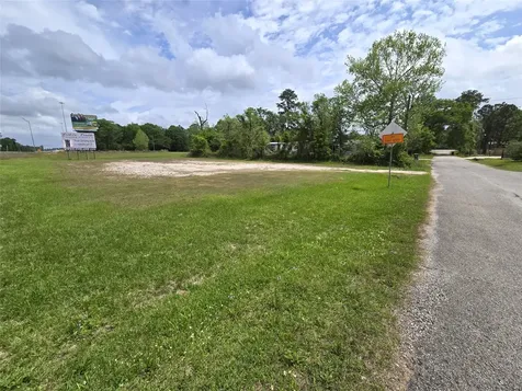 301 Birch Street Cleveland TX 77327