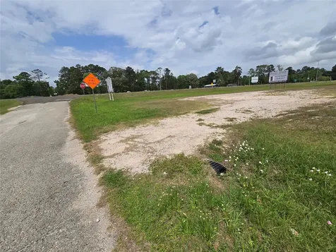301 Birch Street Cleveland TX 77327