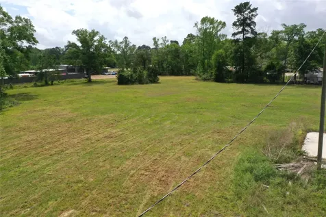 301 Birch Street Cleveland TX 77327
