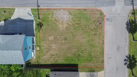 3201 Kleinmann Avenue Galveston TX 77551