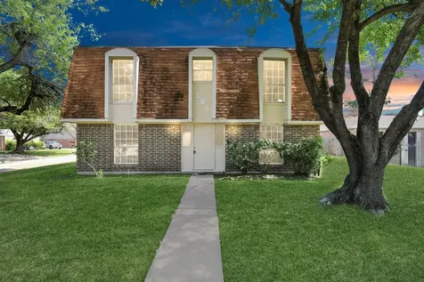 203 Kirkaldy Drive Houston TX 77015