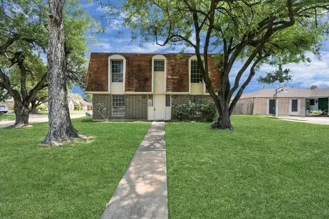 203 Kirkaldy Drive Houston TX 77015