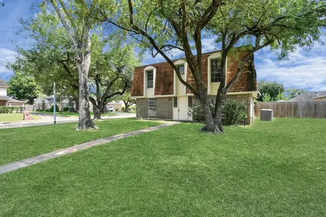 203 Kirkaldy Drive Houston TX 77015