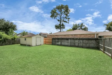 203 Kirkaldy Drive Houston TX 77015