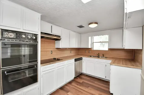 203 Kirkaldy Drive Houston TX 77015