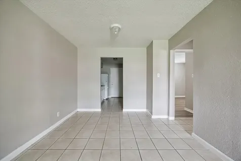 5107 Clover Street Houston TX 77033