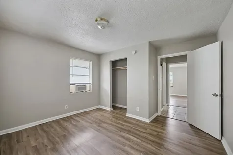 5107 Clover Street Houston TX 77033