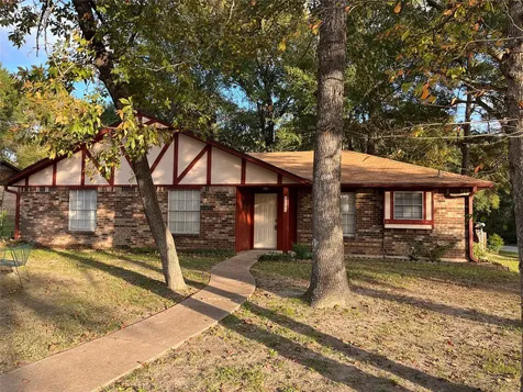 3661 Youpon Street Huntsville TX 77340