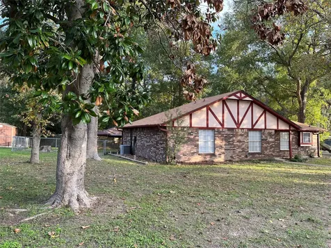3661 Youpon Street Huntsville TX 77340