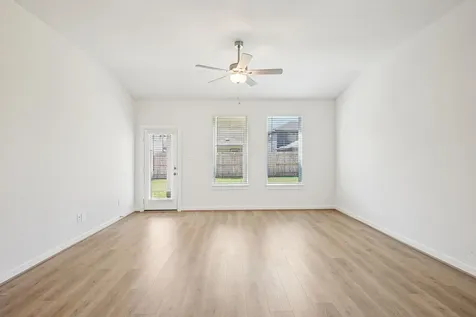 6005 Mockingbird Lodge Lane Pearland TX 77584