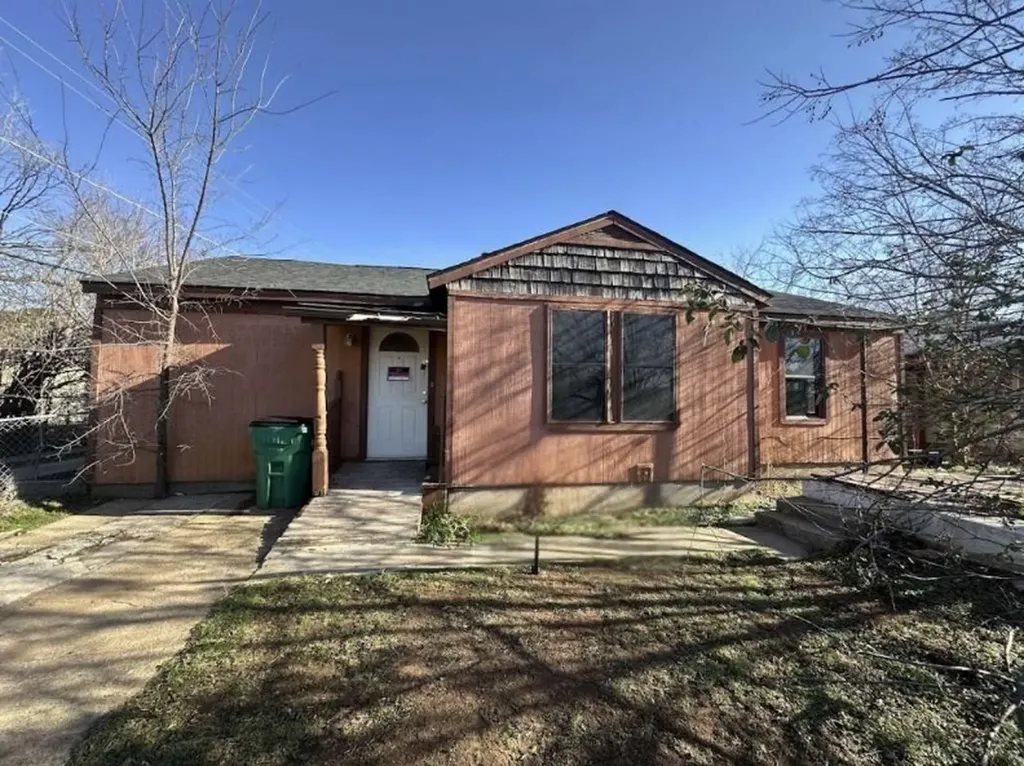 2205 Lucas Avenue Wichita Falls TX 76301