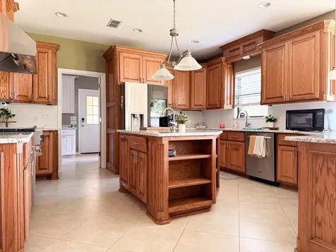 852 Lcr 894 Jewett TX 75846