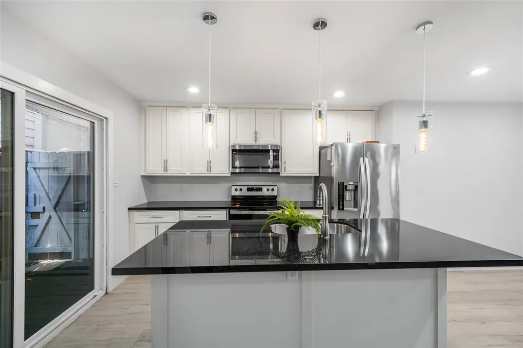 1418 Vermont Street 1 Houston TX 77006