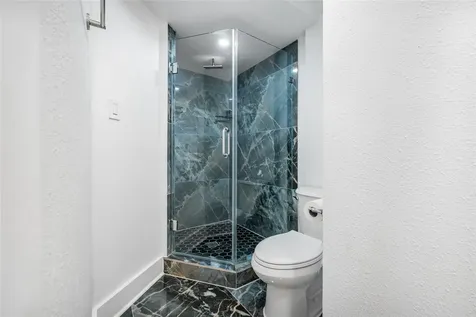 1418 Vermont Street 1 Houston TX 77006