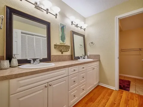 1817 Veranda Drive West Columbia TX 77486