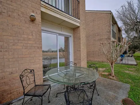 1817 Veranda Drive West Columbia TX 77486