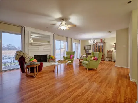 1817 Veranda Drive West Columbia TX 77486