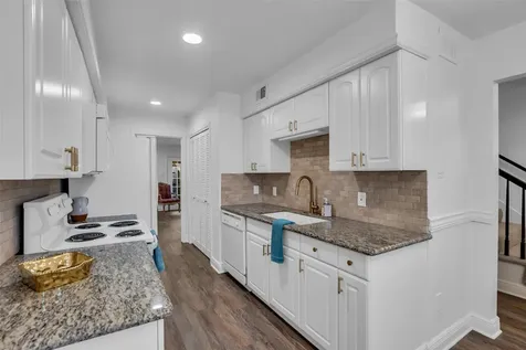 10355 Longmont Drive Houston TX 77042