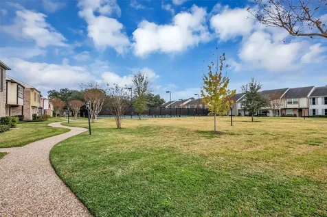 10355 Longmont Drive Houston TX 77042