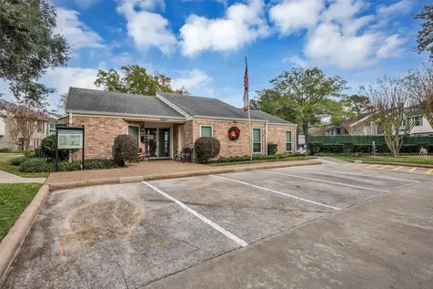 10355 Longmont Drive Houston TX 77042