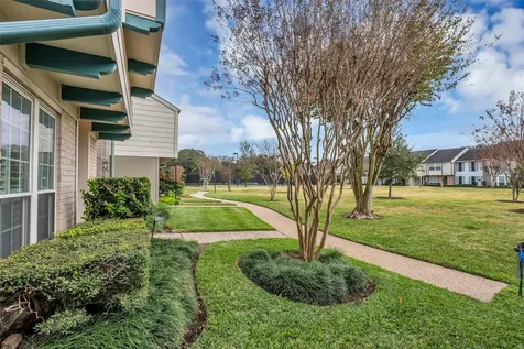 10355 Longmont Drive Houston TX 77042