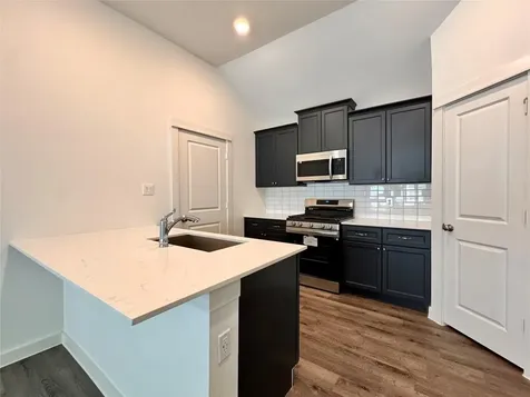 106 Road 51030 Cleveland TX 77327