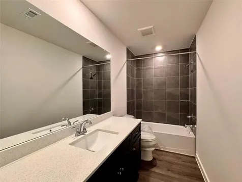 106 Road 51030 Cleveland TX 77327