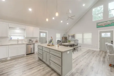 1345 Indian Hill Boulevard Livingston TX 77351