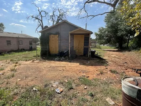 202 Mcneil Street Palestine TX 75801