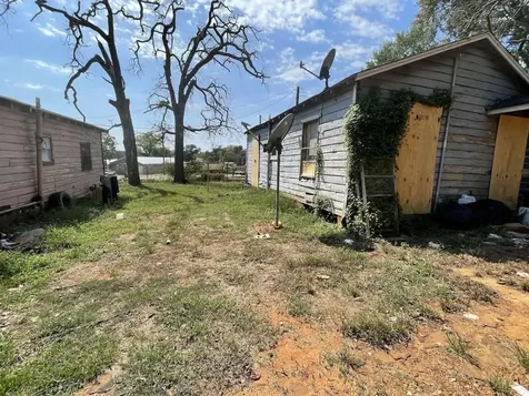 202 Mcneil Street Palestine TX 75801