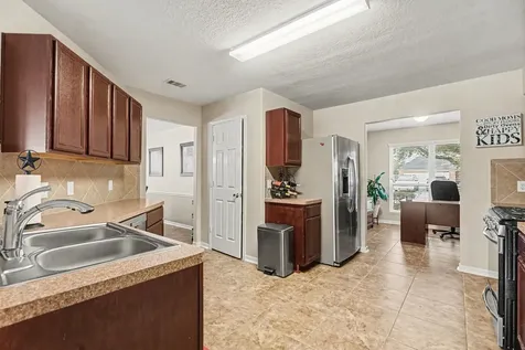 5615 Turmeric Drive Baytown TX 77521