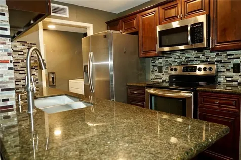 8275 Sands Point Drive 176 Houston TX 77036