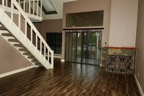 8275 Sands Point Drive 176 Houston TX 77036