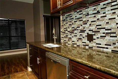8275 Sands Point Drive 176 Houston TX 77036