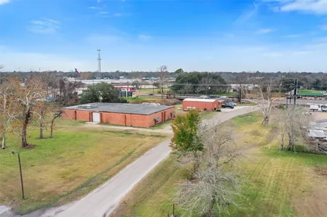 200 Bowling Alley Lane Alvin TX 77511