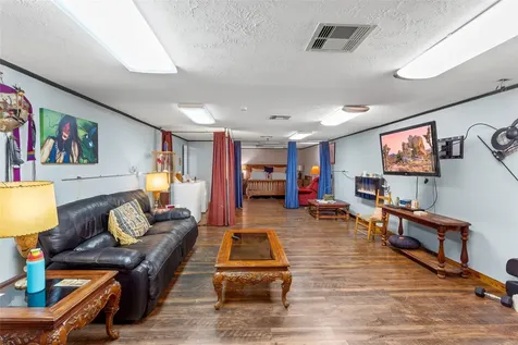 200 Bowling Alley Lane Alvin TX 77511